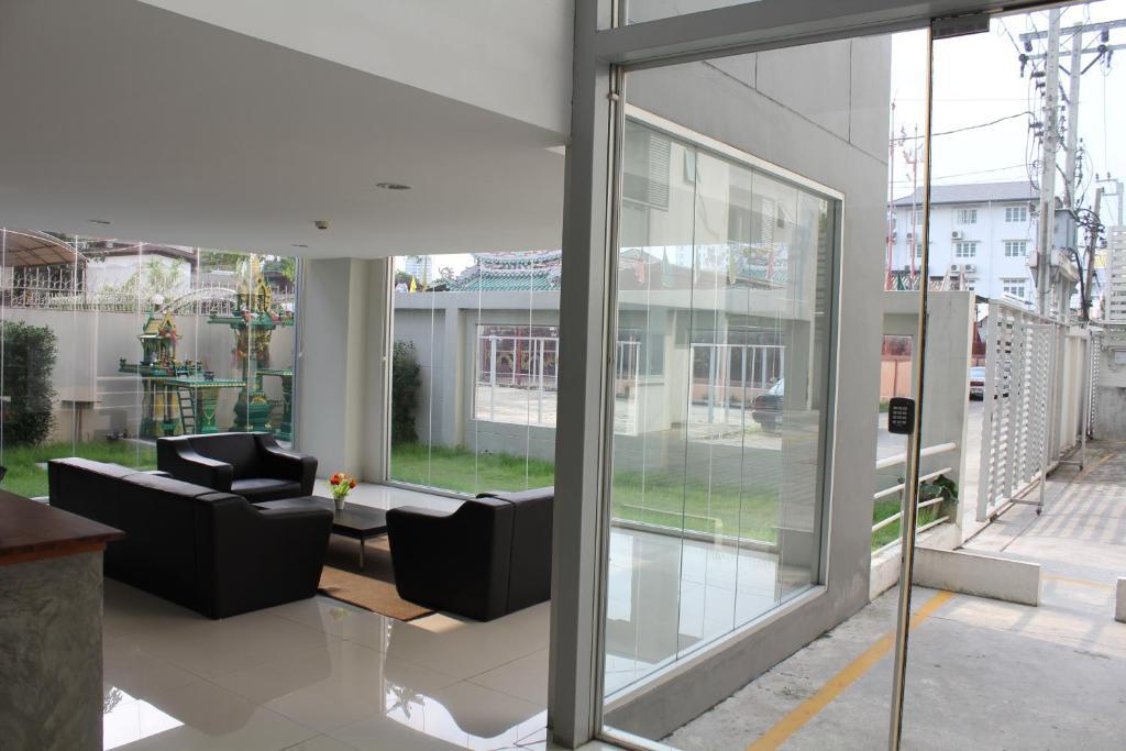 Utd Apartments Sukhumvit Ban Khlong Nang Li Kültér fotó