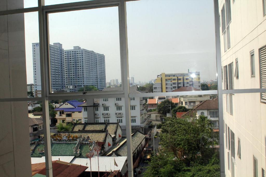 Utd Apartments Sukhumvit Ban Khlong Nang Li Szoba fotó